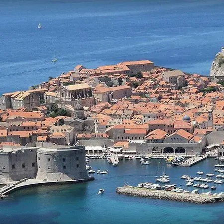 Ema-two Bedroom With Sea View Perla Apartment