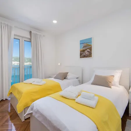 Apartment Ema-two Bedroom With Sea View Perla