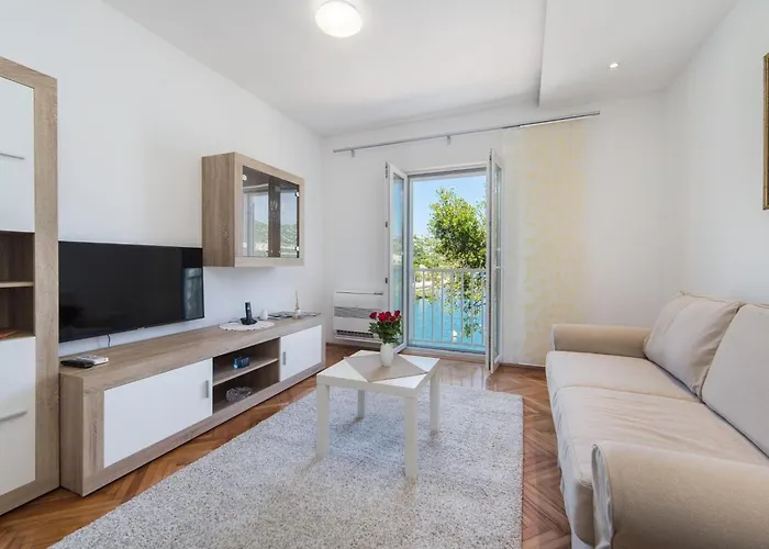 Ema-two Bedroom With Sea View Perla *