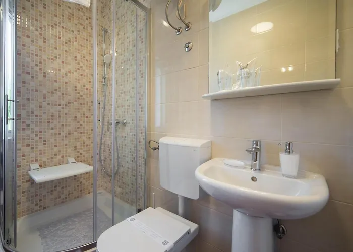 Ema-two Bedroom With Sea View Perla 公寓