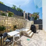Ema-two Bedroom With Sea View Perla Appartamento Rogotin